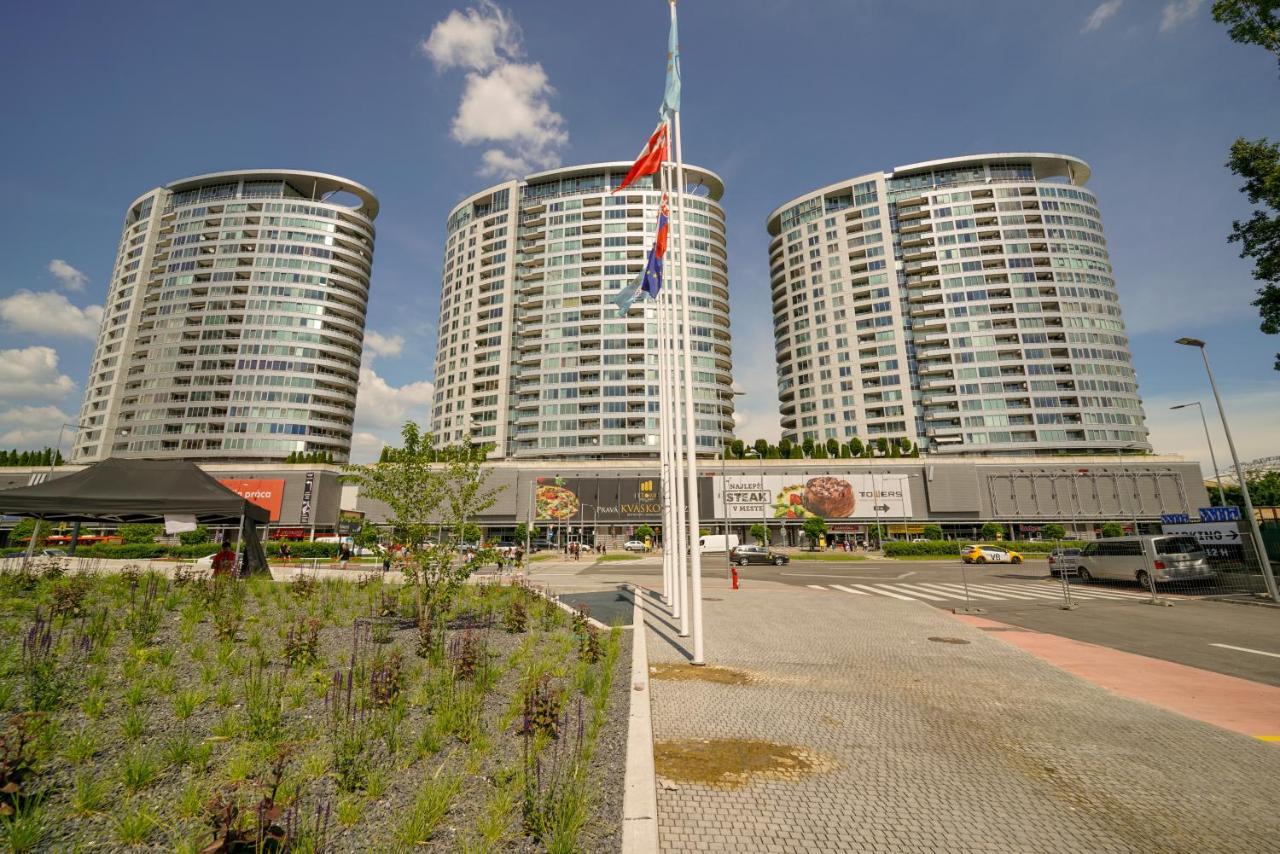 Flora Cozy Apartment Bratislava Exteriör bild