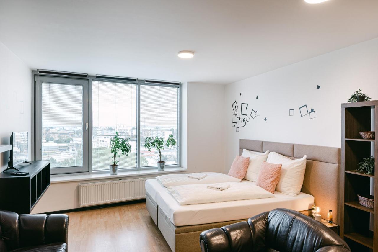 Flora Cozy Apartment Bratislava Exteriör bild