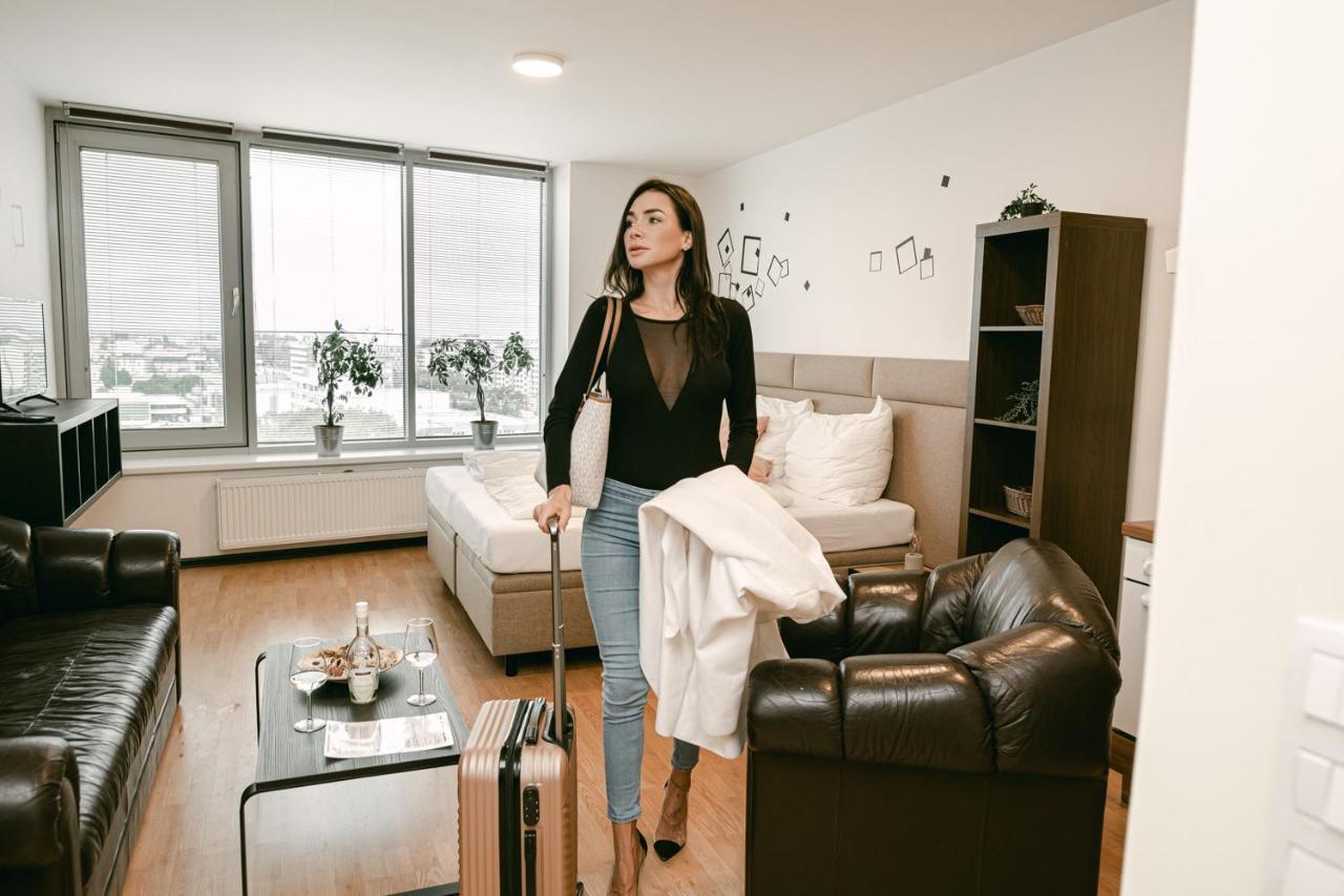 Flora Cozy Apartment Bratislava Exteriör bild