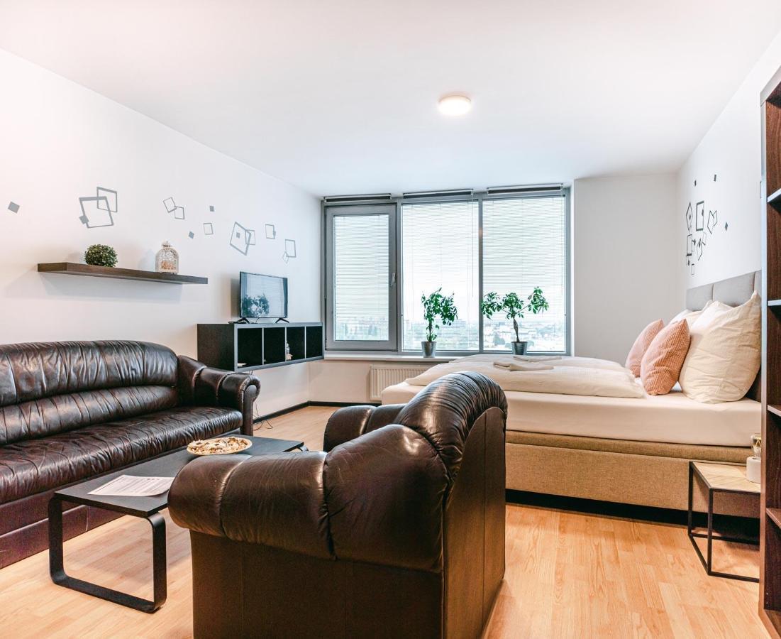 Flora Cozy Apartment Bratislava Exteriör bild
