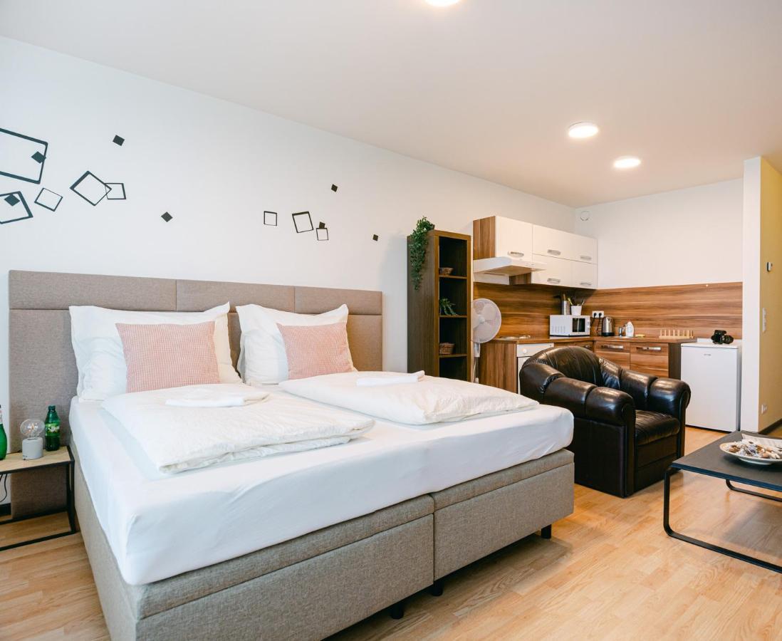 Flora Cozy Apartment Bratislava Exteriör bild
